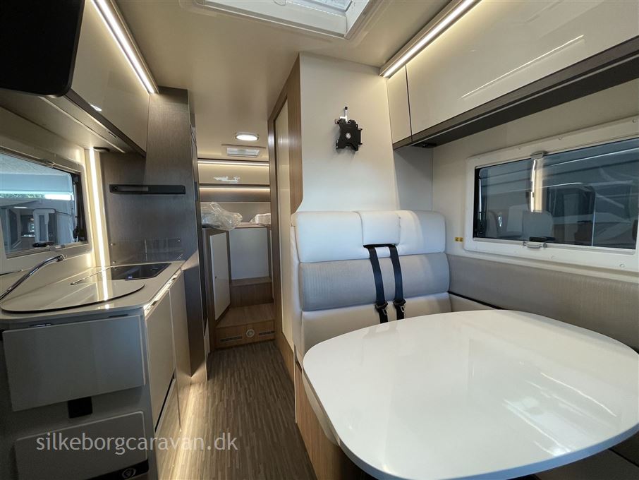 Elnagh Baron 539 Compact